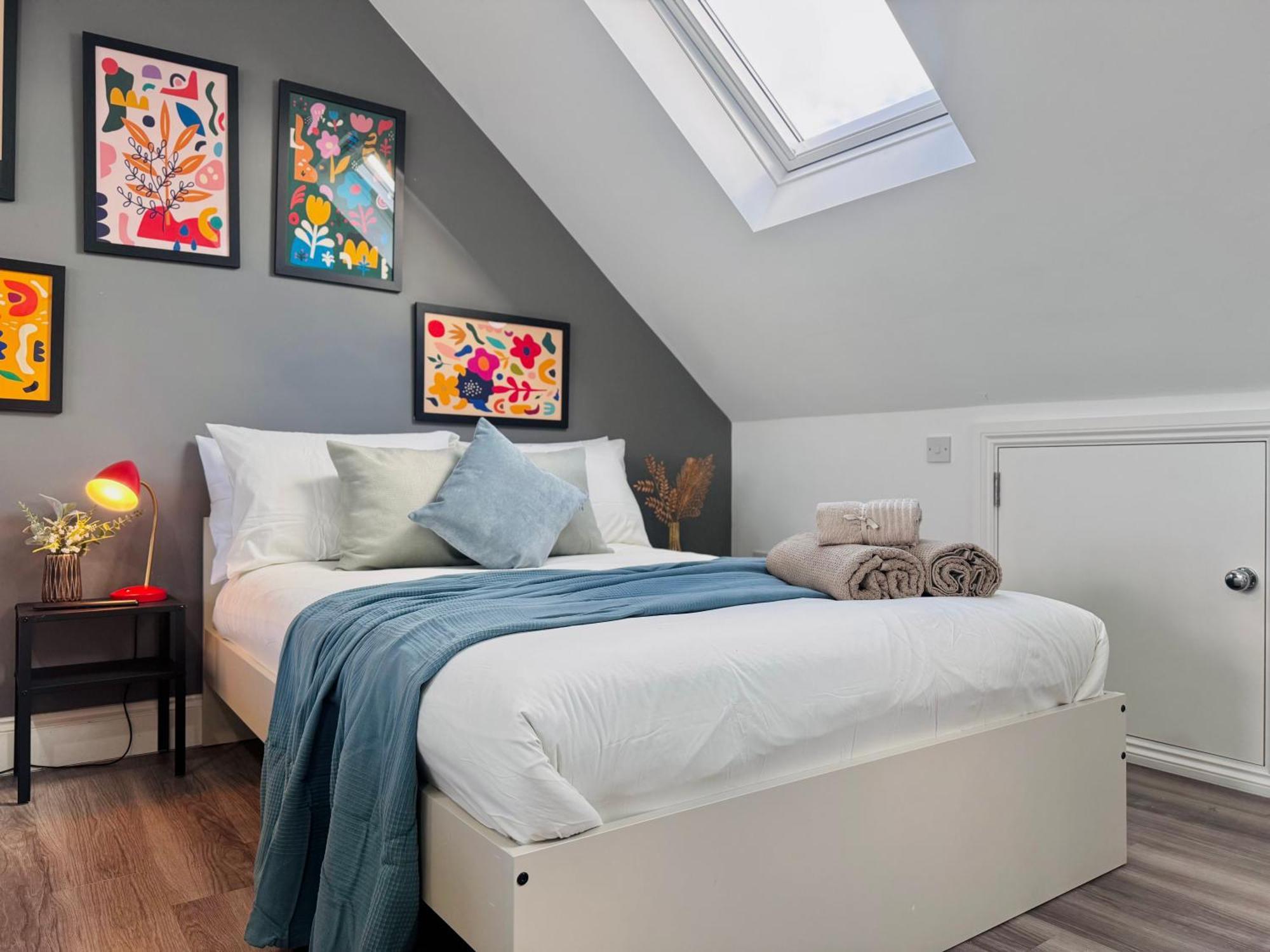 Bright Studio Loft 30Min To Central London Exterior photo