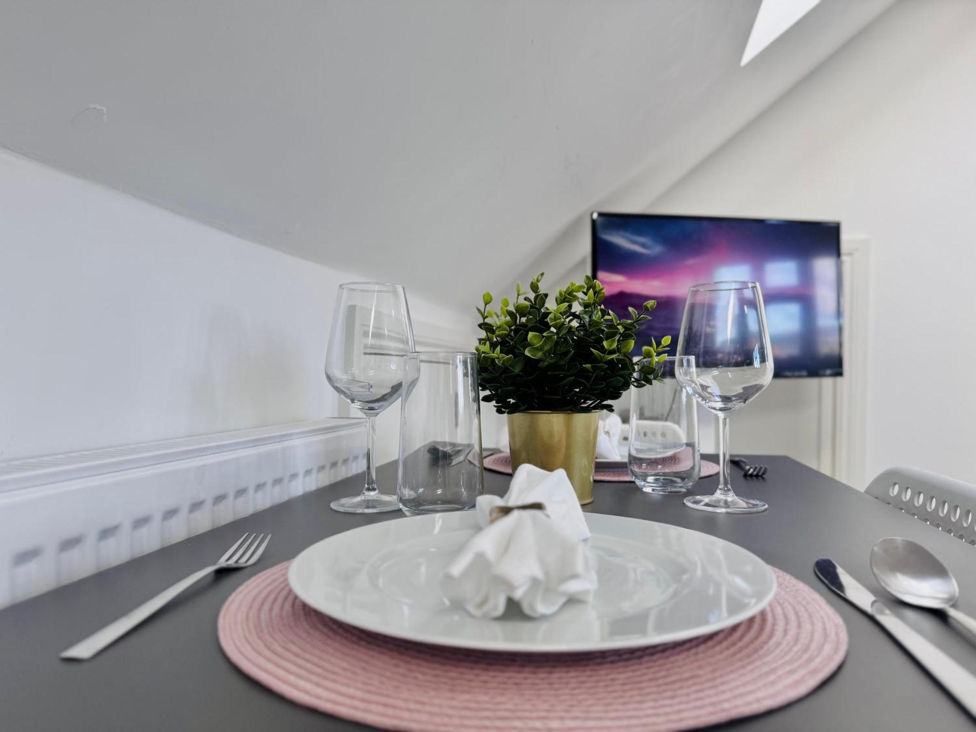 Bright Studio Loft 30Min To Central London Exterior photo